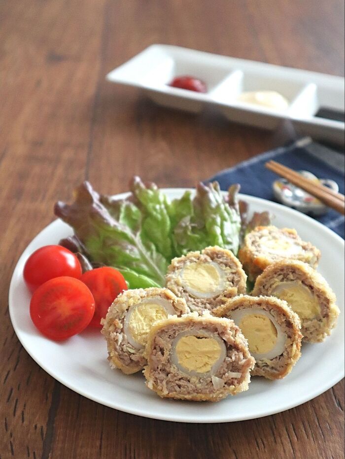 お弁当に♪うずらの卵入りミンチカツボール
