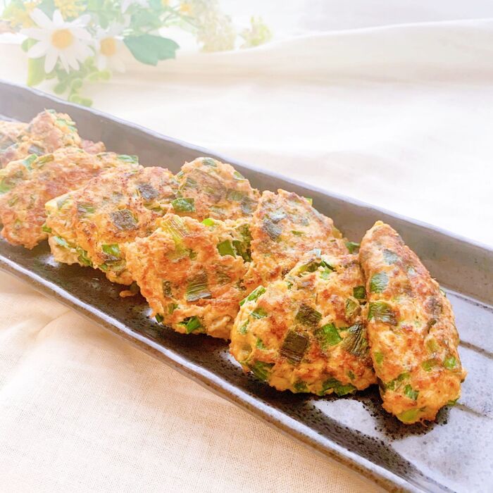 【調味料は醤油だけ!】ひと口焼きにら玉♪