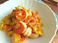 海老と卵のバターじょうゆ炒め