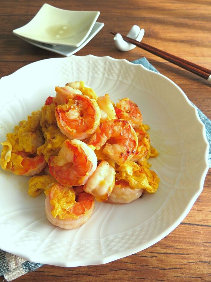 海老と卵のバターじょうゆ炒め