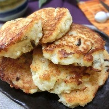 フライパンに落として焼くだけ☆ 長芋とおからのふわふわ焼き