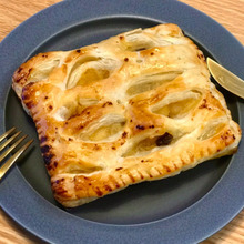 シャキシャキ・とろっ♪2つの食感が楽しめる簡単アップルパイ