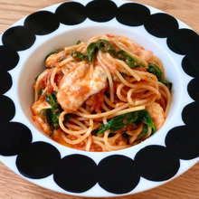 すりおろしにんじん入り!栄養満点トマトソースパスタ