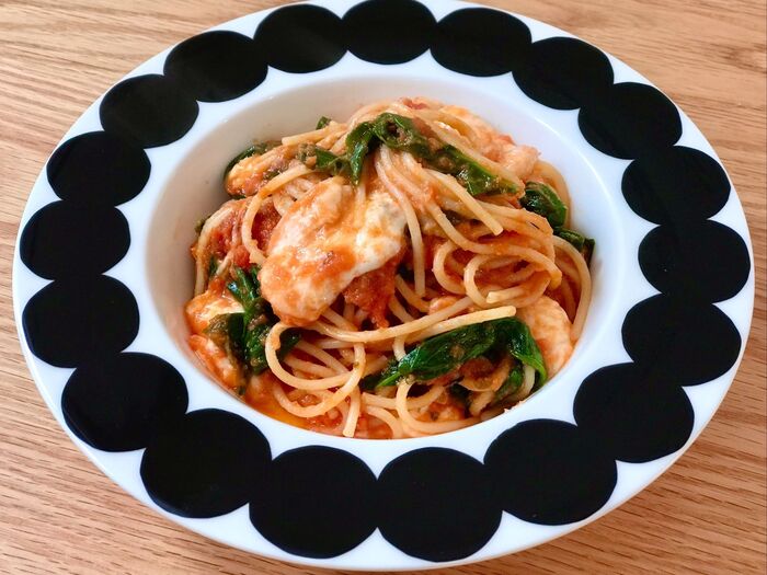 すりおろしにんじん入り!栄養満点トマトソースパスタ