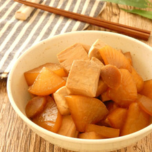 マグロと大根のしょうが醤油煮