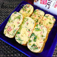 無駄なく美味しく♪レタスの外葉とカニカマのふんわりマヨ入りだし巻き玉子