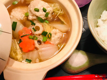 フワフワ鶏団子 熱々お一人様用鍋