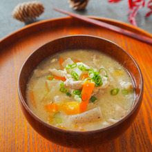 体の芯からぽっかぽか♪豚肉のかす汁