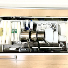 片手でサッととれるシンク下!