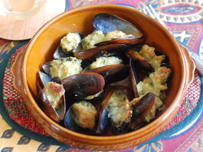 ♪冷凍ムール貝で☆バジル風味グラタン♪