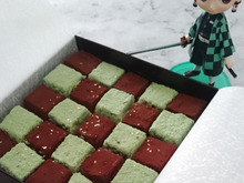 生チョコを市松模様に☆鬼滅の刃スイーツ☆炭治郎くん好きな子へ❤