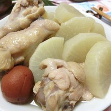 しみウマ♪ 手羽元と大根の梅オイ煮