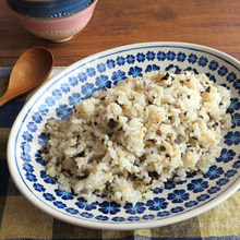 簡単おうちごはん♪マッシュルームとたまねぎのガーリックピラフ