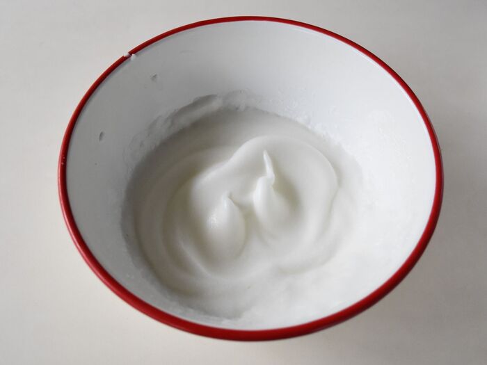 卵白をしっかりと泡立てるのが最大のポイントです!