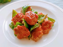 【材料2つ!】豚こまとピーマンの簡単ケチャップ炒め♪