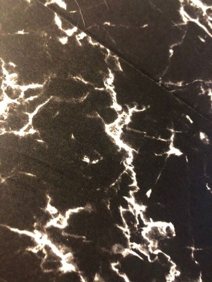 見えるかな???しわが出ているのですが・・・