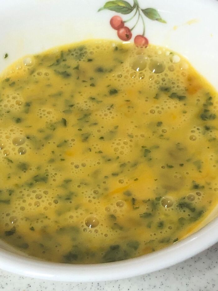 卵を用意する。