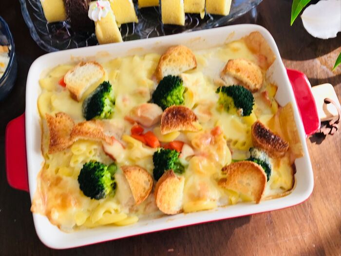 里芋とチキンのマカロニグラタン