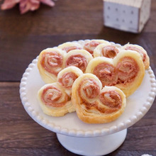 バレンタイン・簡単ピンクのハートパイ 子どもと作れるおやつ