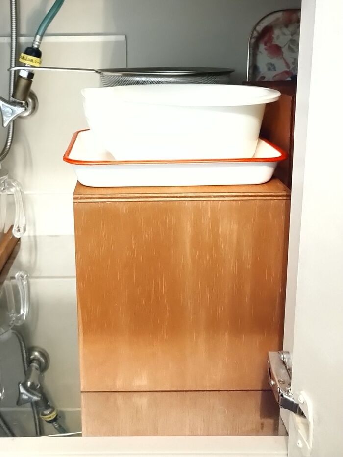 扉開けて、縦置きにしています。