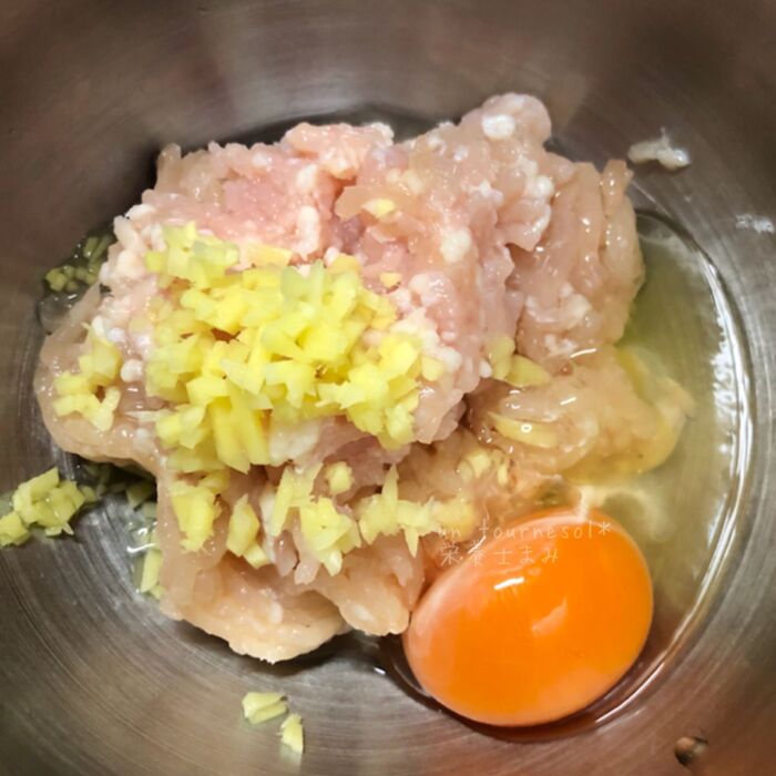 ②タネを混ぜ合わせる