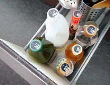 100均&クリアファイルで!付け替え可能な「調味料キャップラベル」の作り方♪