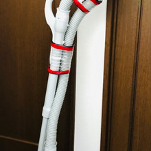 掃除機の収納にいかがですか。