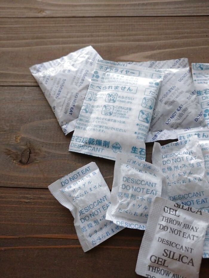 【捨てない暮らし】気休めかも知れない?!すぐには捨てられない…食品乾燥剤のその後