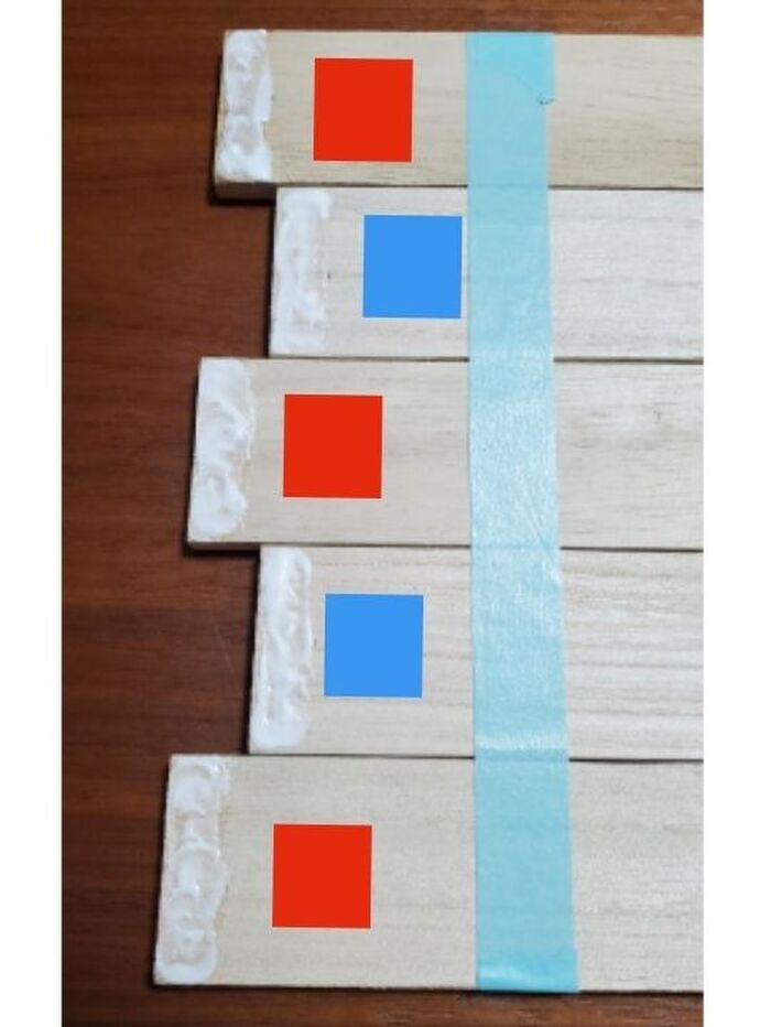 ◆まな板の厚みにあわせてボンドをつける