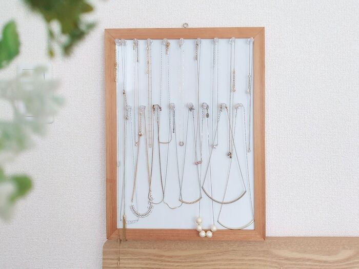 まるでショップ!?ネックレス収納はマグネットで簡単便利になりました♪