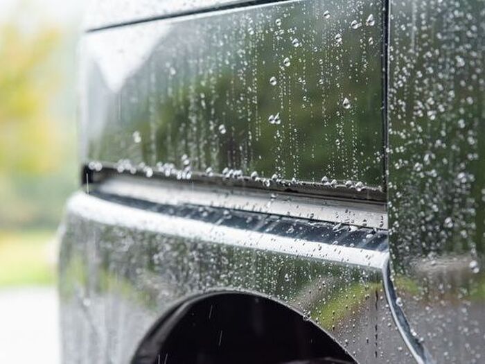 花粉はシミになる?! その一因は雨