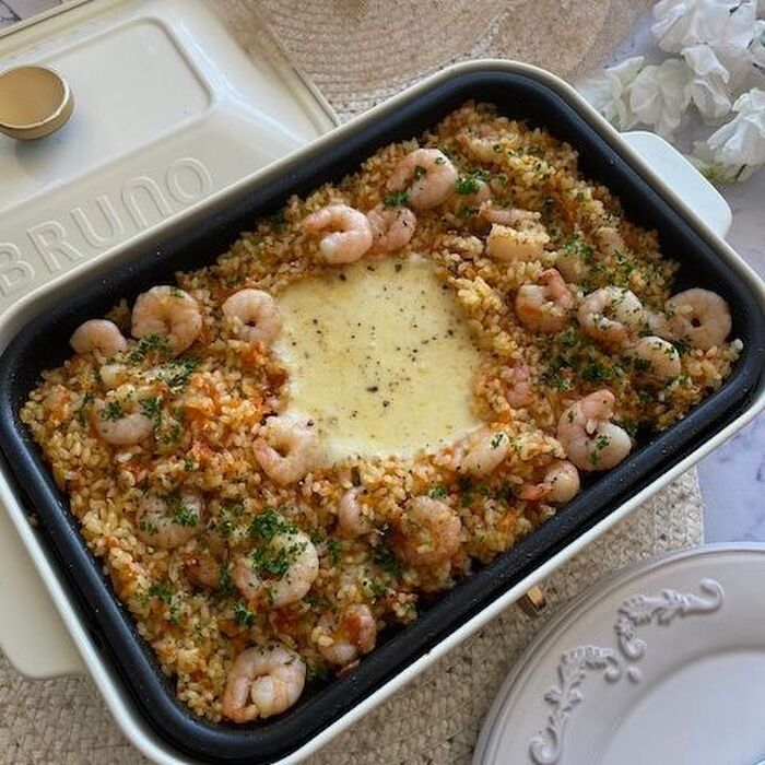 ホットプレートで作るエビたっぷりピラフ