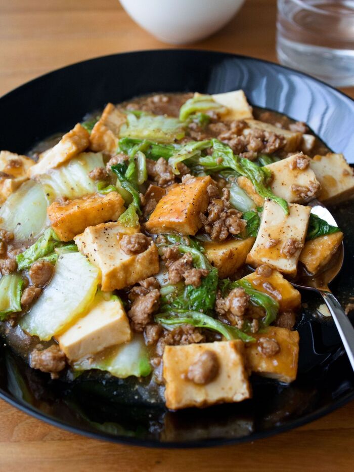 厚揚げと白菜の麻婆風。【白菜がとろとろ♪白ごはんと食べたい!】