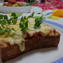 pizza Margherita ピッツァ マルゲリータ、美味しい朝の始まり・・・・・🎉🎂🍰