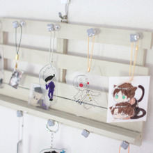 【DIY】娘のコレクション、プラバンキーホルダーディスプレイを100均すのこで