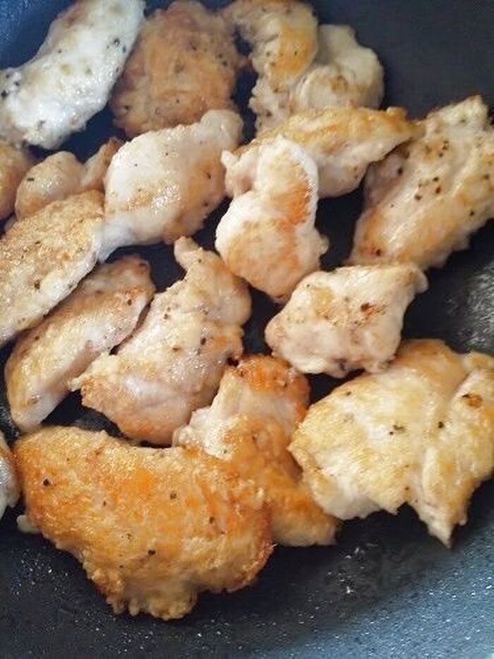 ささみを炒める