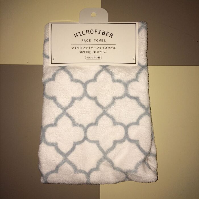 Can☆Do「マイクロファイバーフェイスタオル」(モロッカン柄)