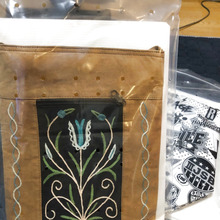 パッと見てわかる鞄の収納(鞄マチが無い編)