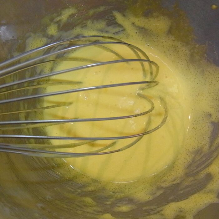 クレーム・パティシエールを作ります。