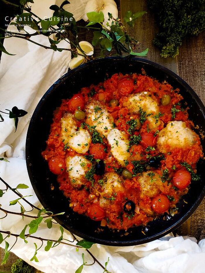 時短で作る♪柔らかしっとり鶏むね肉のトマト煮込み