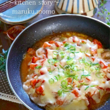 フライパンでパパっと簡単♪豚肉とトマトのチーズ焼き