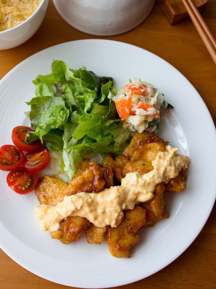 揚げないチキン南蛮。【むね肉でやわらかヘルシー!タルタルソースに隠し味も】