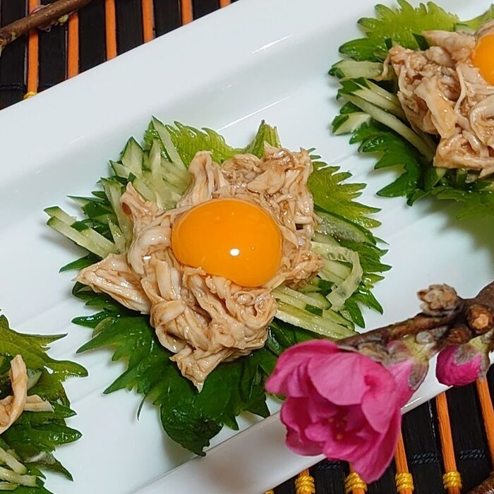 あの 調味料ひとつで‥‥【ささみのユッケ風】
