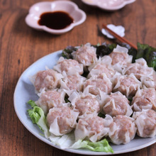 皮は包まずかぶせてぎゅっ!コツのいらないジューシー焼売【下味冷凍レシピ】