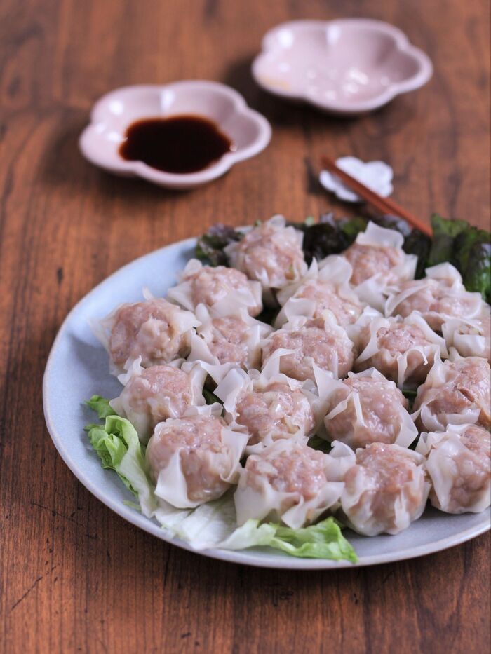 皮は包まずかぶせてぎゅっ!コツのいらないジューシー焼売【下味冷凍レシピ】