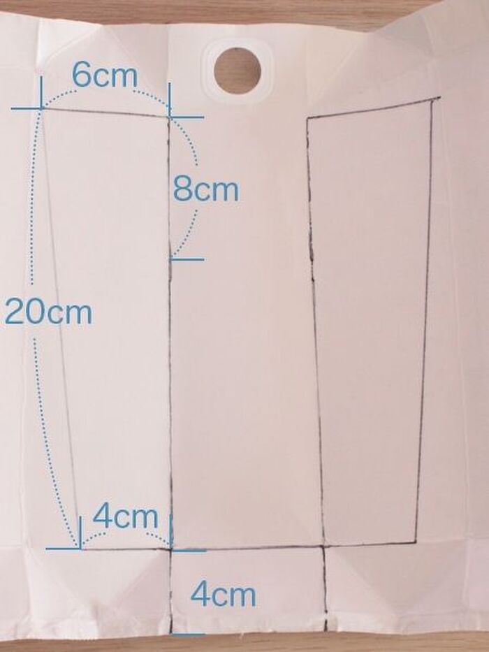 まずは、船の設計図から