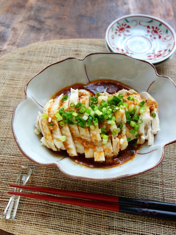 鶏むね肉でしっとり柔らか!よだれ鶏