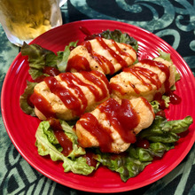 中途半端に残ったポテサラを油揚げでリメイク