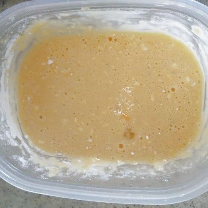 最初に、ころもを作る