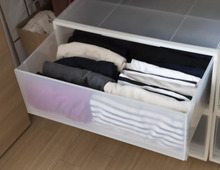 おすすめは無印良品の半透明ケースなど!ズボラでもラク~に片づく収納グッズ3つ